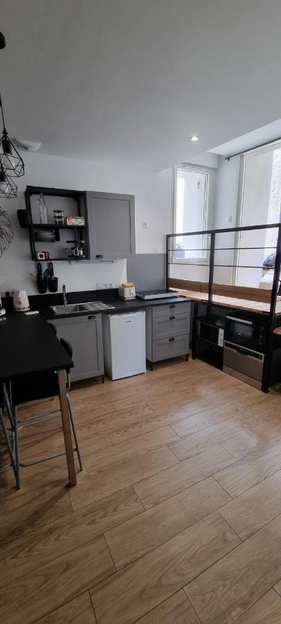 Appartement Chaleureux En Ardeche La Roche-de-Glun Ngoại thất bức ảnh